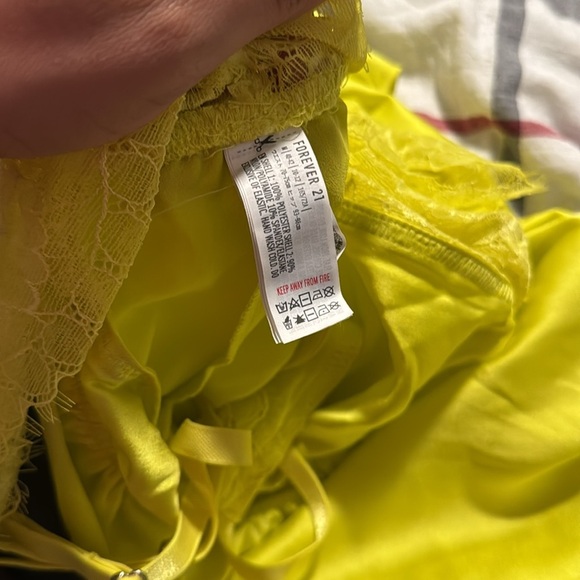 Yellow Lace Trim Women's Romper - Picture 3 of 3